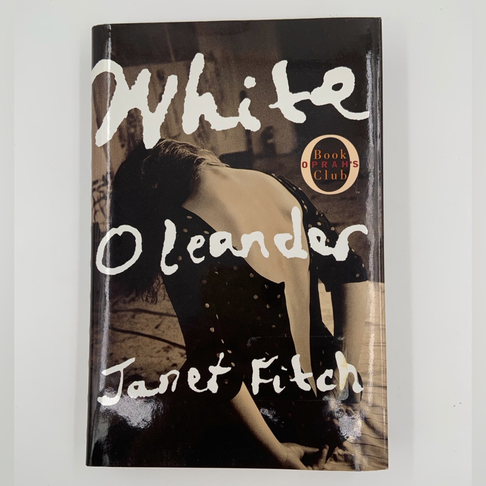 🌹New List🌹NWT White Oleander - Hardcover book by Janet Fitch -Oprah’s Book Club